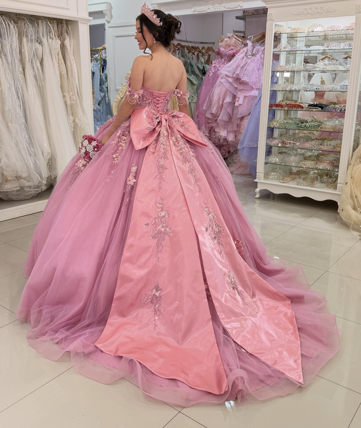 Off Shoulder Pink Quinceanera Dresses Lace Appliqued Celebration Gowns for Sweet 16 HE1996