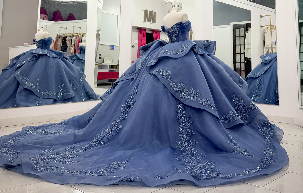 Off Shoulder Blue Quinceanera Dresses Tulle Lace Appliqued Sweet 16 Celebration Gowns HE1988