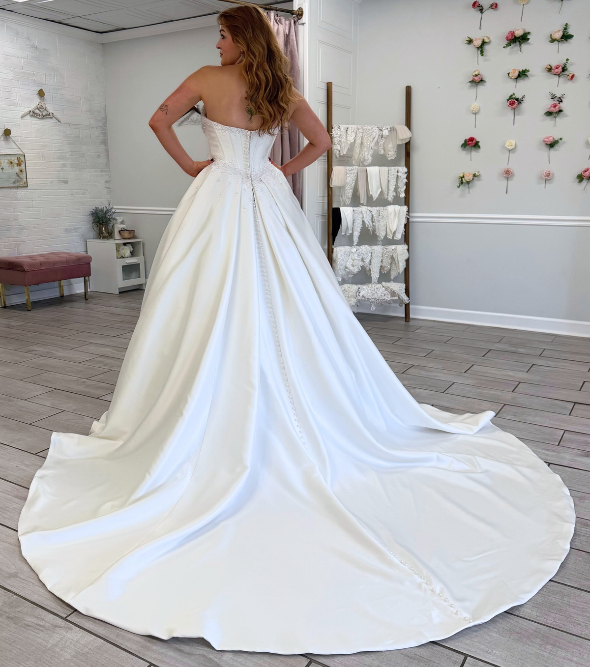 Sweetheart A-Linie Tüll 3D Blumen Strand Brautkleider für die Braut HE878