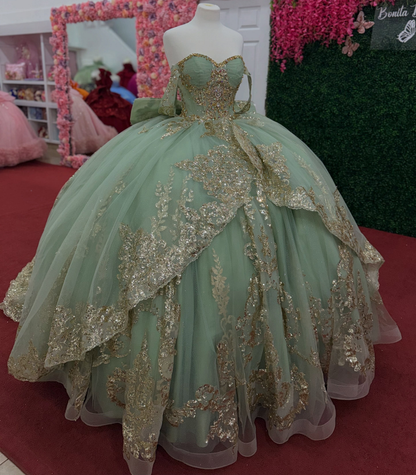 Sweet 16 Green Quinceanera Dresses Off Shoulder Lace Appliqued Birthday Party Gowns HE1969