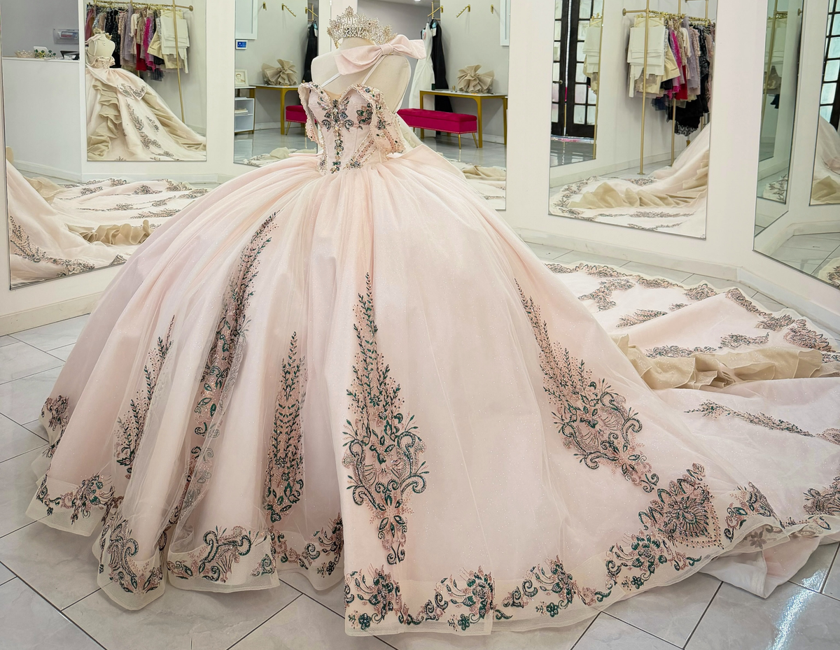 Vestidos de quinceañera con hombros descubiertos, tul princesa, apliques, vestidos de quinceañera HE530