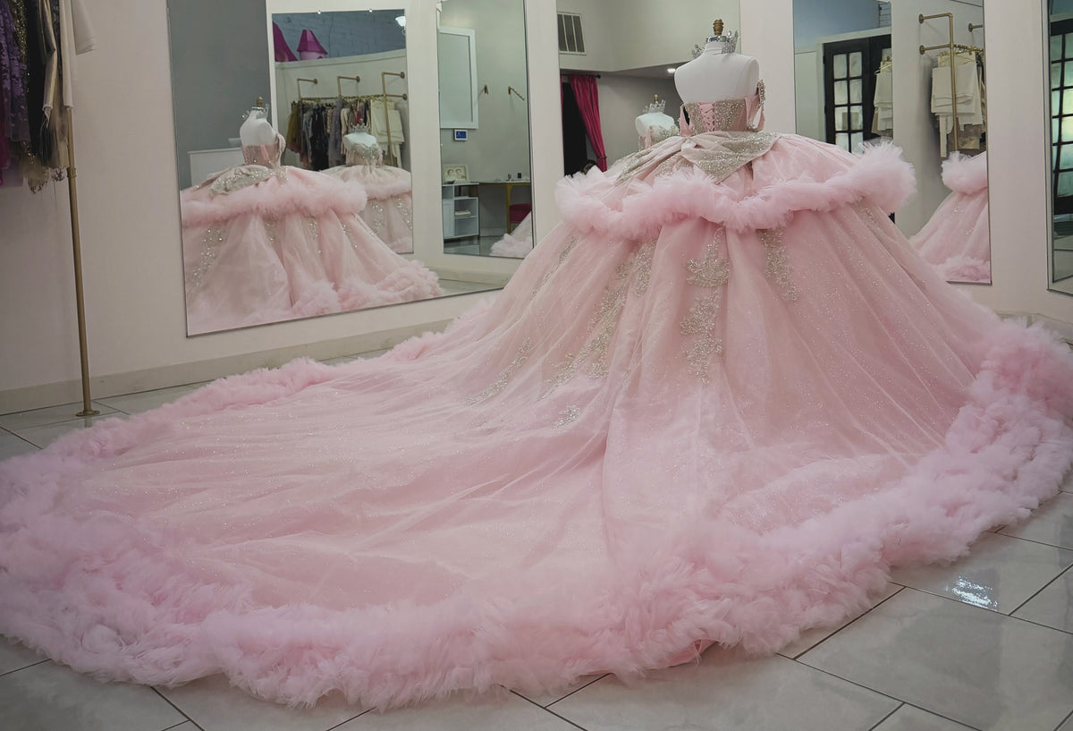 Tulle Ruffled Pink Quinceanera Dresses Off Shoulder Luxury Appliqued Celebration Gowns HE2007