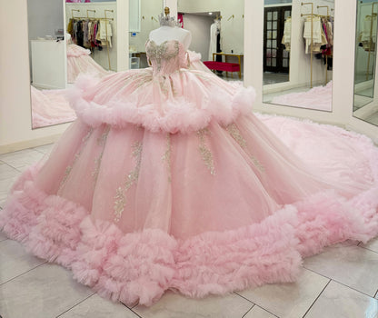Tulle Ruffled Pink Quinceanera Dresses Off Shoulder Luxury Appliqued Celebration Gowns HE2007