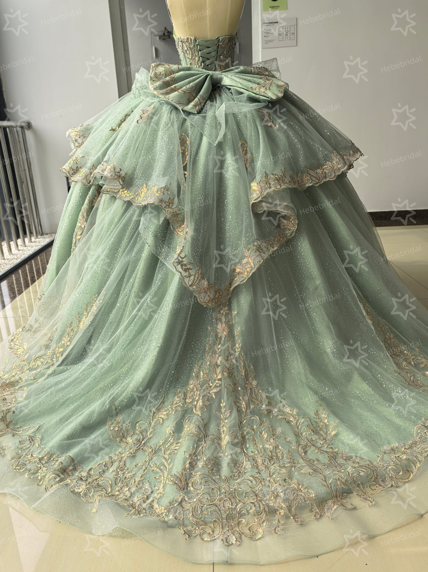 Sweetheart Ball Gown Sage Quinceanera Dresses Tulle Tiered Appliqued Party Gown HE1441
