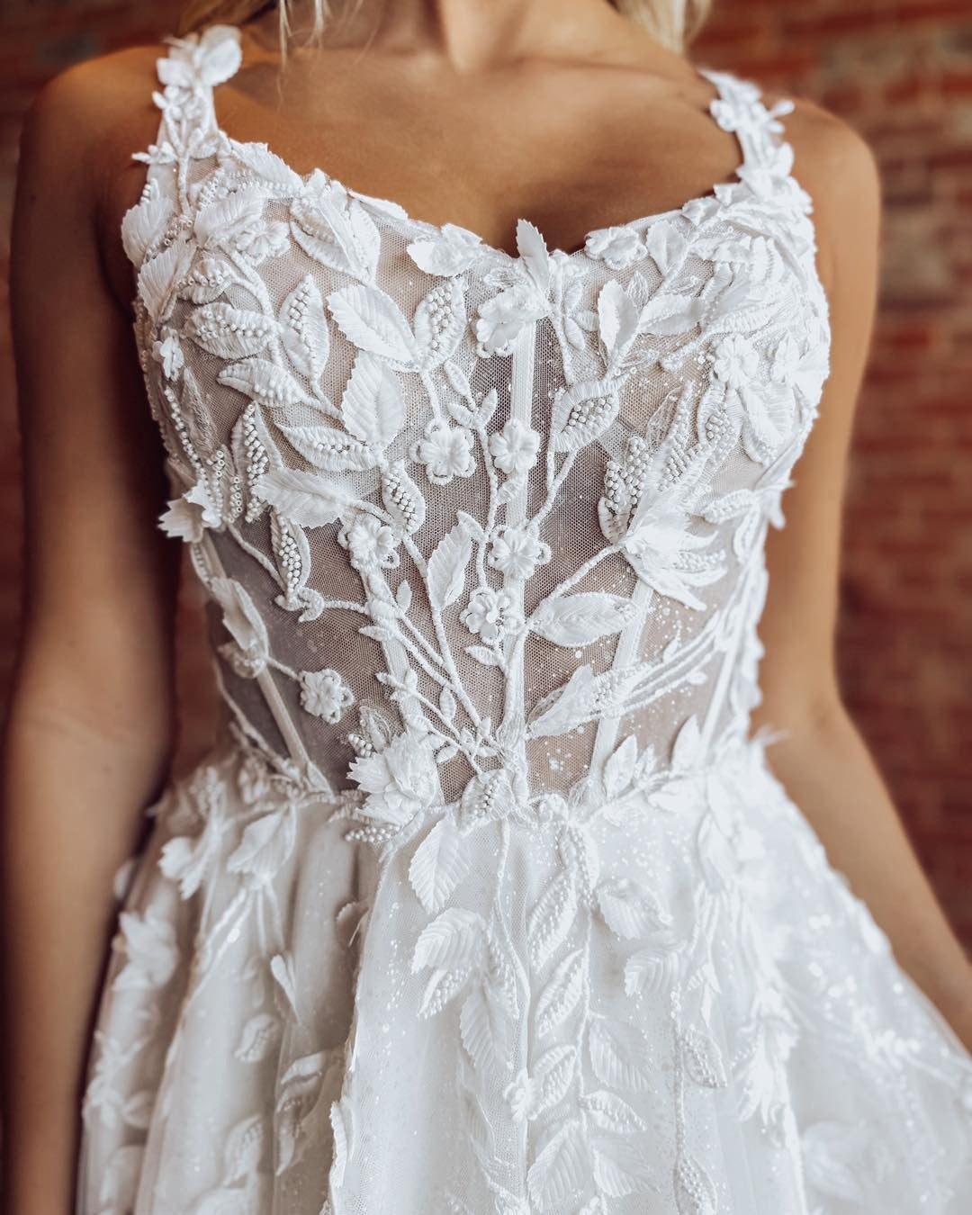 Tulle Lace Appliqued Boho Wedding Dresses A Line Corset Beach Wedding Gowns for Women HE1155