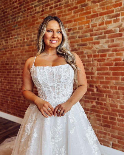 Glittery Tulle Lace Appliqued Wedding Dresses A Line Boho Bride Wedding Gowns HE1160