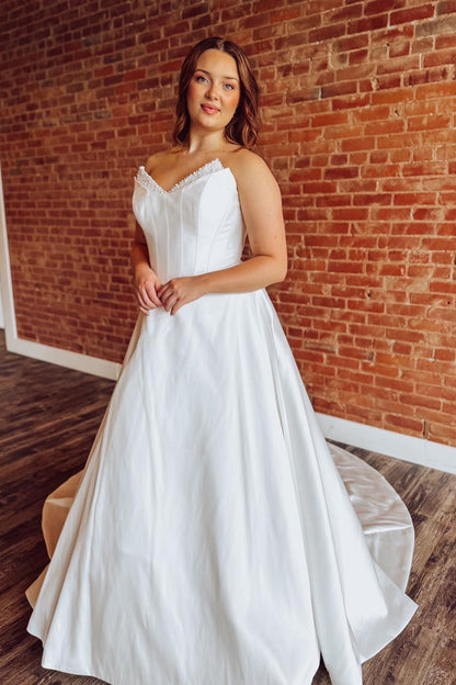 A Line Satin Crystal Beaded Wedding Dresses Boho Sweetheart Corset Bride Gowns HE1149