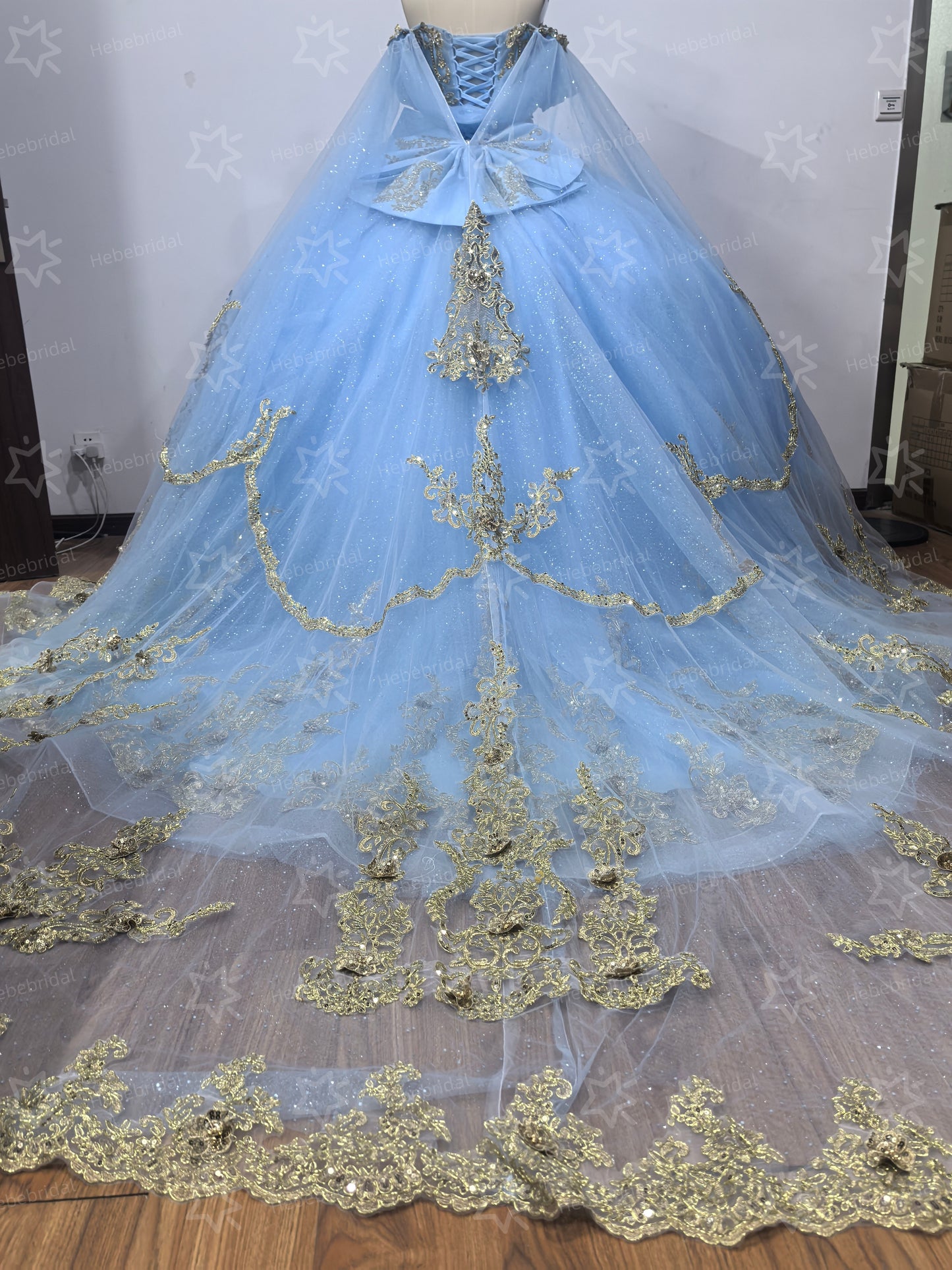 Tulle Lace Appliques Quinceanera Dresses Off Shoulder Prom Dresses for Sweet 16 HE072