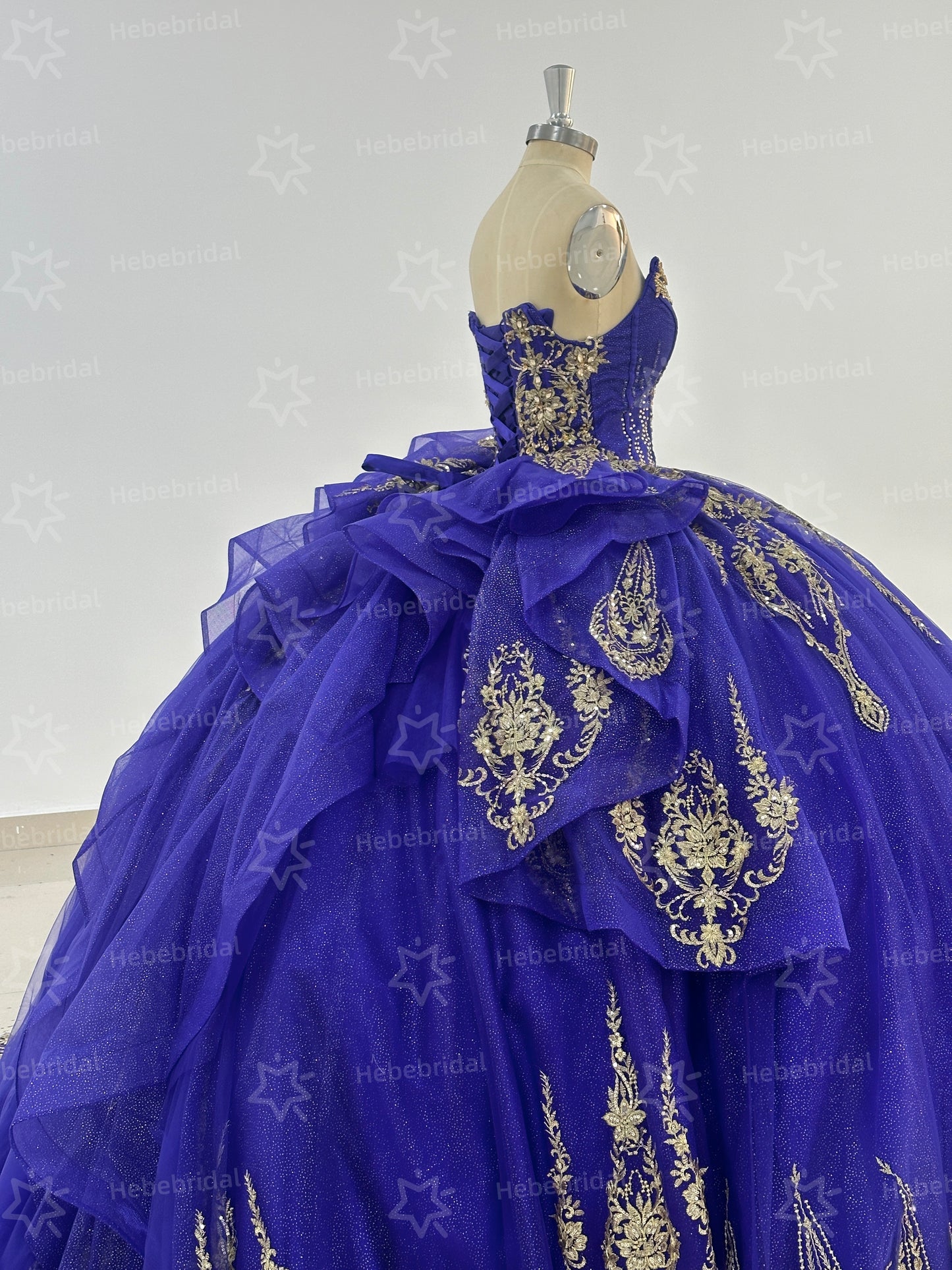 Sweetheart Ball Gown Tulle Beaded Quinceanera Dresses Princess Sweet 16 Party Gowns HE1196