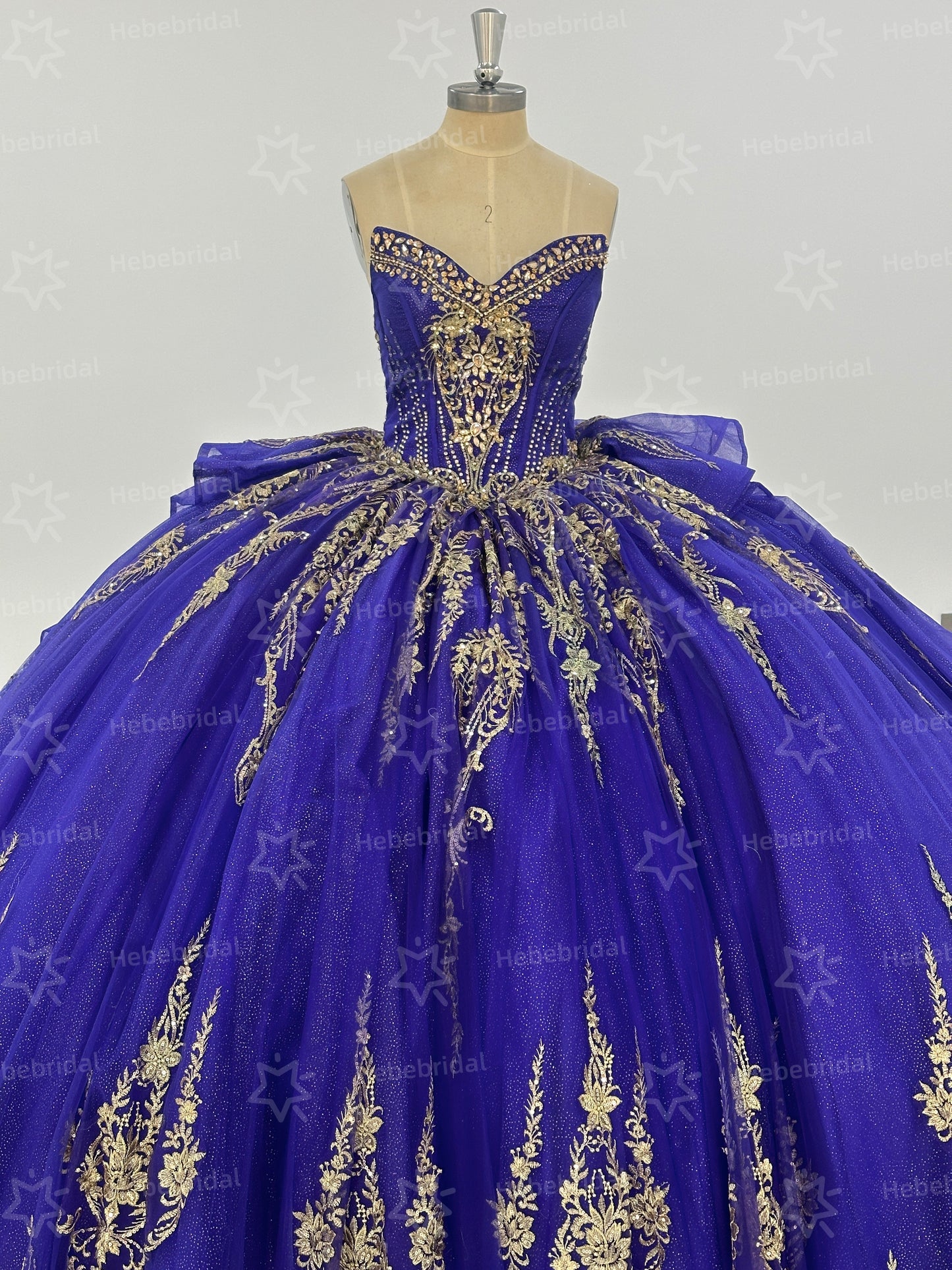 Sweetheart Ball Gown Tulle Beaded Quinceanera Dresses Princess Sweet 16 Party Gowns HE1196