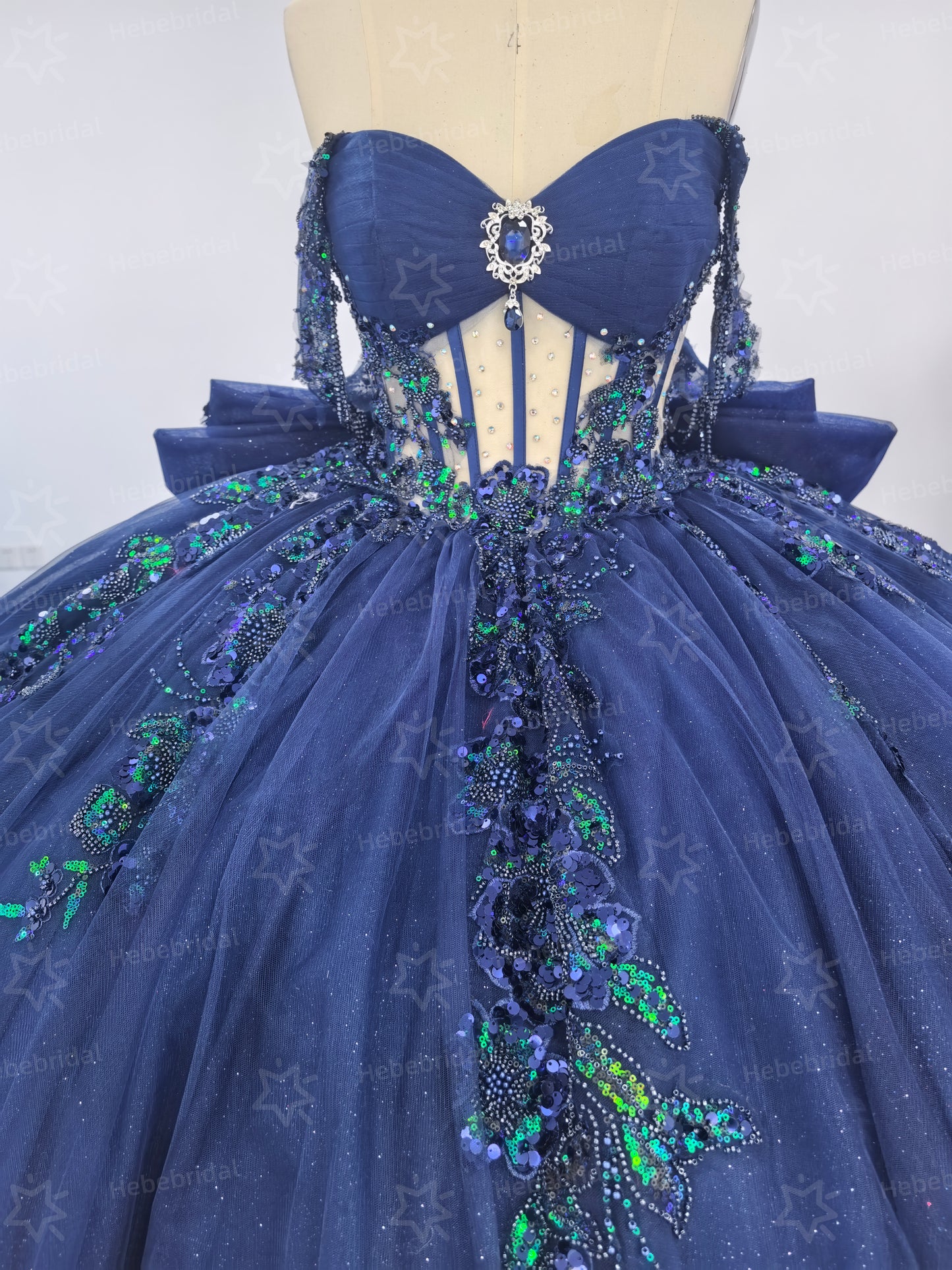 Tulle Ruffled Ball Gown Quinceanera Dresses Off Shoulder Party Gowns for Sweet 16 HE1199