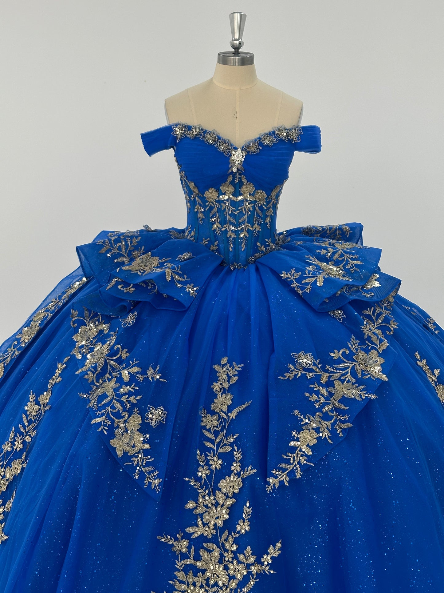 Off Shoulder Sweet 16 Quinceanera Dresses Tulle Appliqued Ruffled Party Dresses HE1197