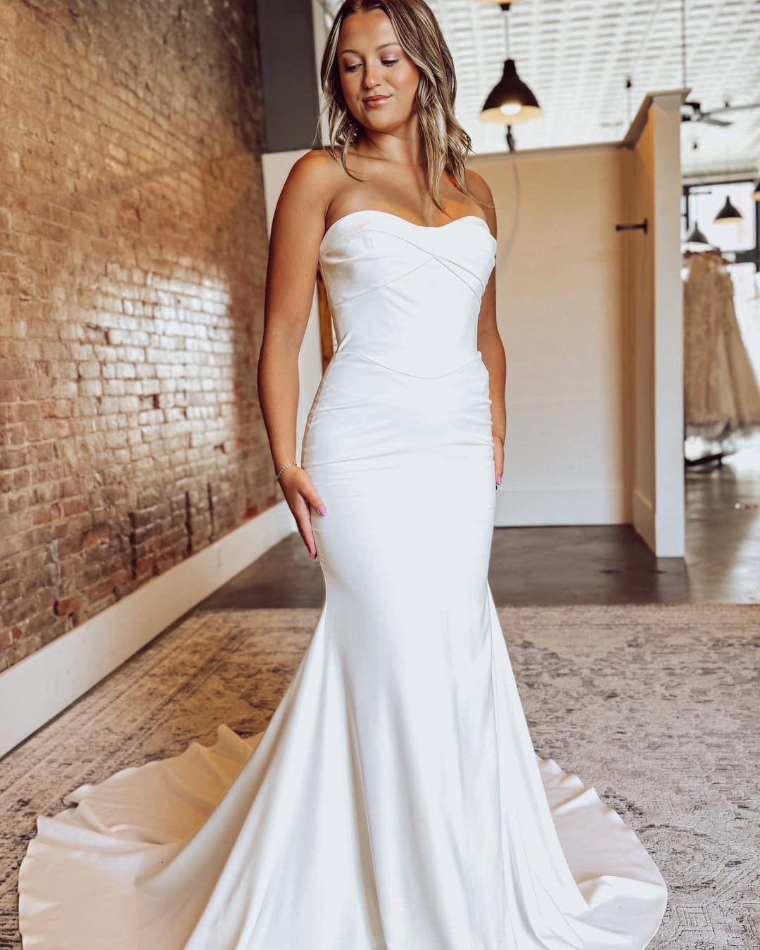 Women's Off Shoulder Mermaid Satin Wedding Dresses Simple Boho Bridal Wedding Gowns HE1148
