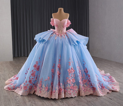 Ball Gown Sweet 16 Princess Quinceanera Dresses Lace Appliqued Birthday Party Gowns HE1177