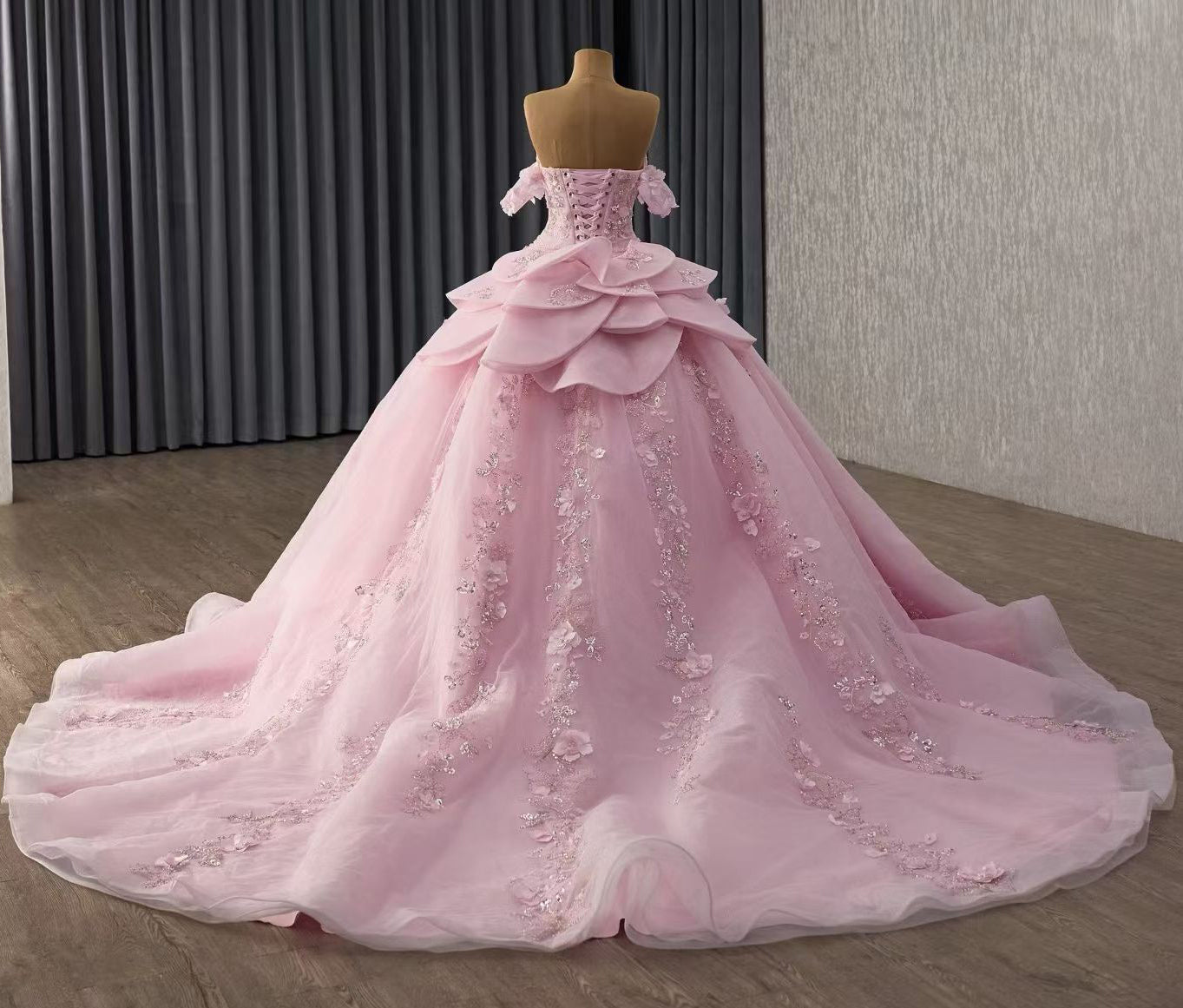 Off Shoulder Tulle Flower Corset Quinceanera Dresses Pink Lace Sweet 16 Birthday Gowns HE1171