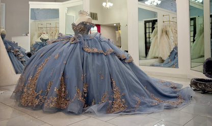 Off Shoulder Tulle Corset Appliqued Quinceanera Dresses Princess Sweet 16 Party Gowns HE1212