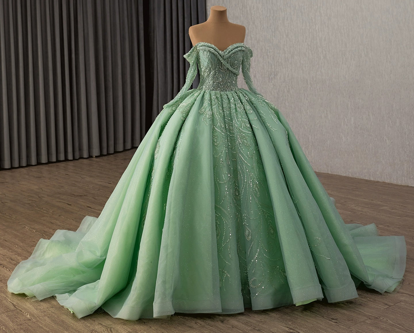 Off Shoulder Tulle Beaded Green Quinceanera Dresses Long Sleeves Sweet 16 Party Gowns HE1178