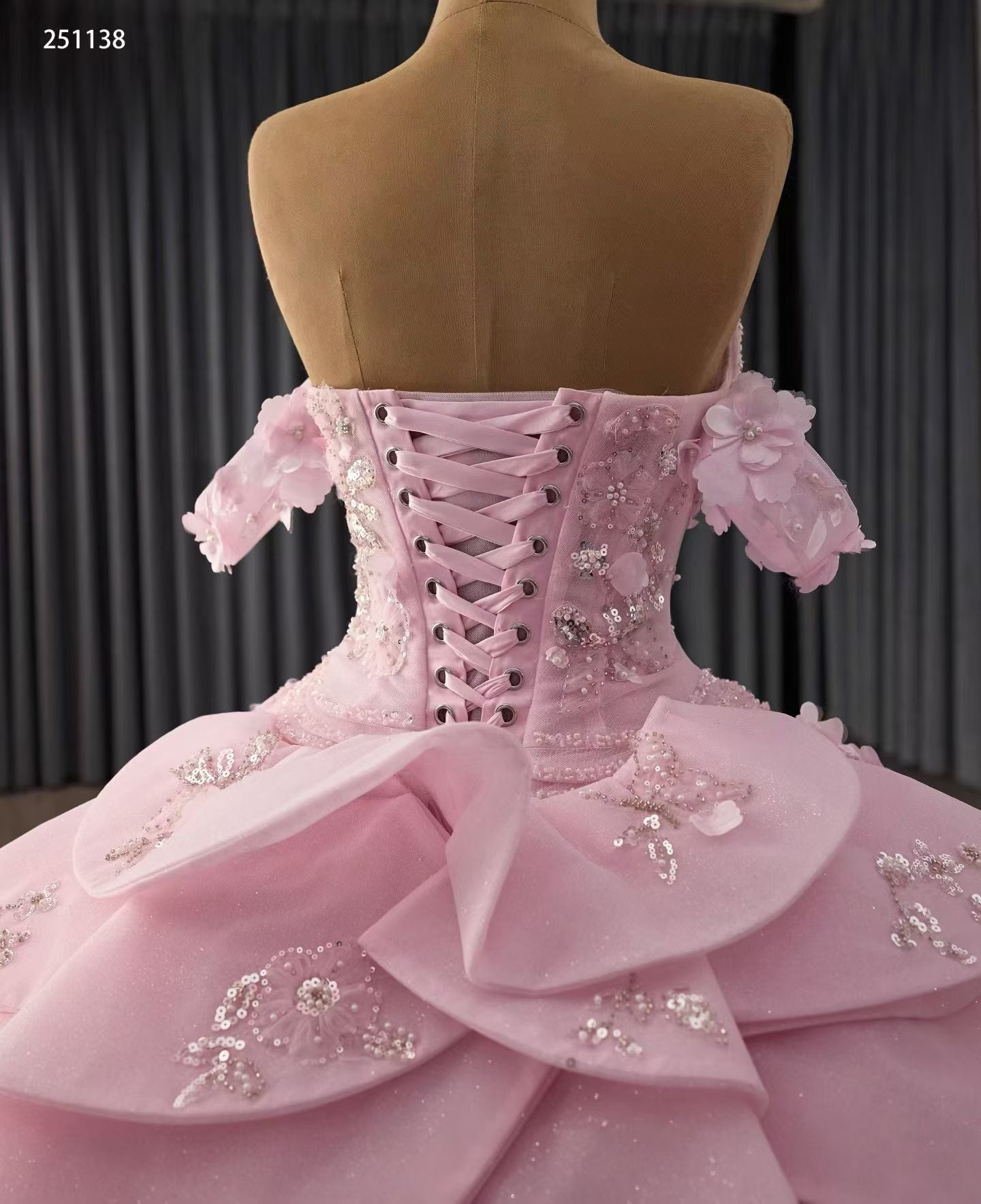 Off Shoulder Tulle Flower Corset Quinceanera Dresses Pink Lace Sweet 16 Birthday Gowns HE1171