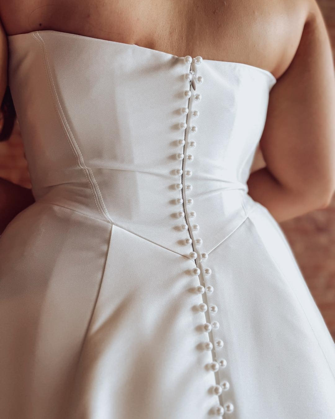 A Line Satin Crystal Beaded Wedding Dresses Boho Sweetheart Corset Bride Gowns HE1149