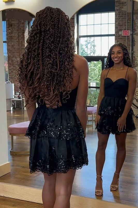 Vestido de fiesta negro brillante con escote en A, corto, escalonado y corsé con lentejuelas HE610