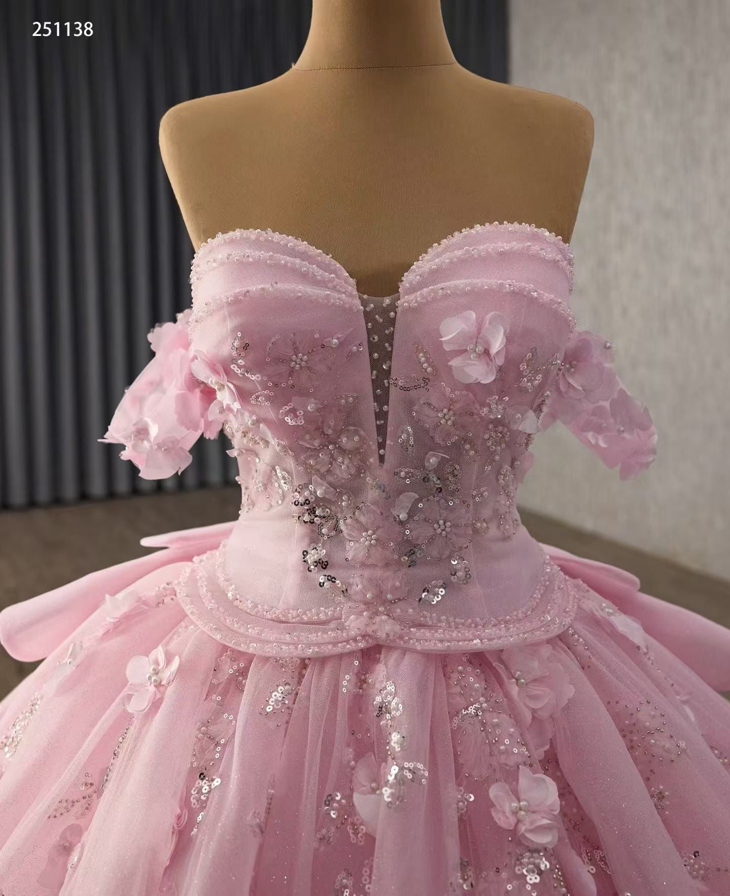 Off Shoulder Tulle Flower Corset Quinceanera Dresses Pink Lace Sweet 16 Birthday Gowns HE1171