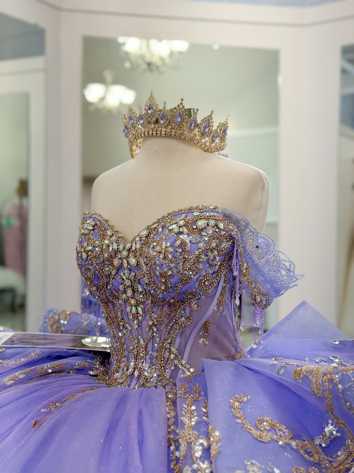 Princess Tulle Lace Beaded Lilac Quinceanera Dresses Ball Gown Sweet 15 Party Dress HE1210