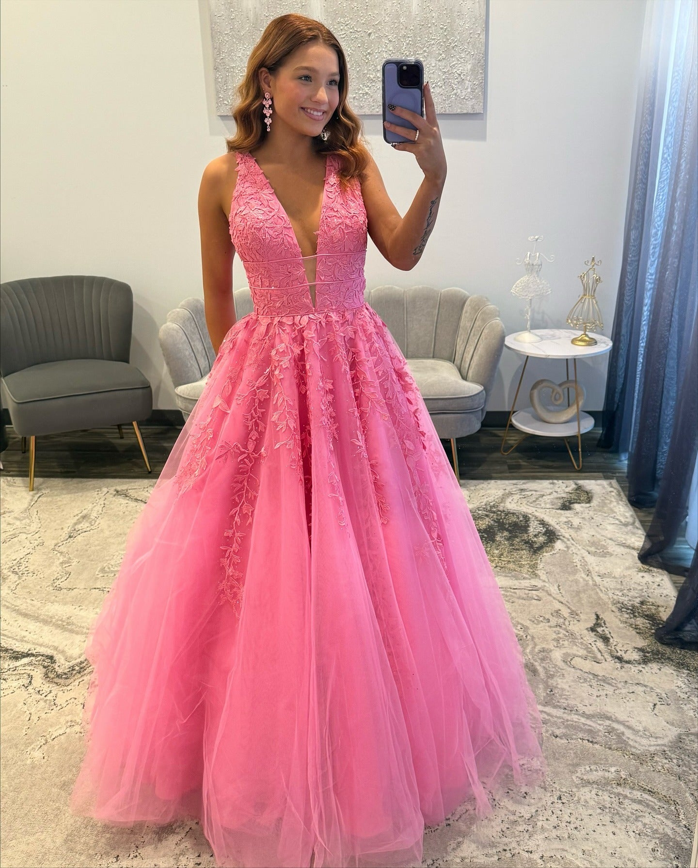 A Line Tulle Appliqued Prom Dresses Long Elegant V Neck Evening Party Gowns for Women HE1144