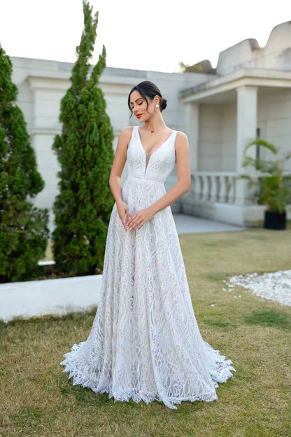A Line Boho V Neck Lace Wedding Dresses Plus Size Backless Bridal Dress for Women HE862
