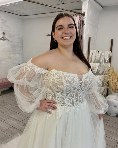 A Line Plus Size Tulle Lace Boho Wedding Dresses Long Sleeves Bridal Wedding Gowns HE1446