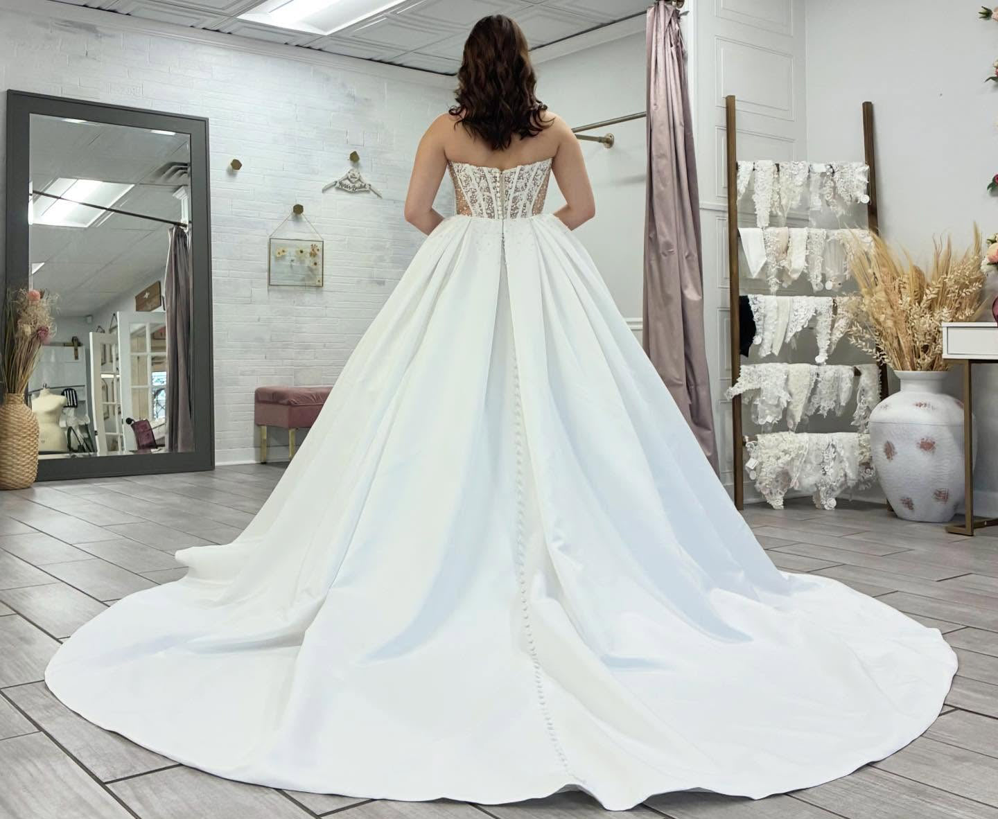 A Line Satin Lace Appliqued Wedding Dresses Strapless Boho Wedding Gowns HE1429