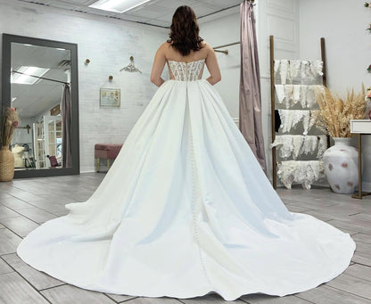 A Line Satin Lace Appliqued Wedding Dresses Strapless Boho Wedding Gowns HE1429