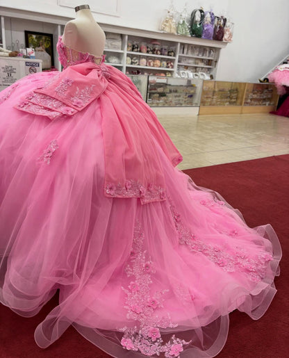 Princess Lace Appliqued Pink Quinceanera Dresses Off Shoulder Sweet 15 Birthday Gown HE1393