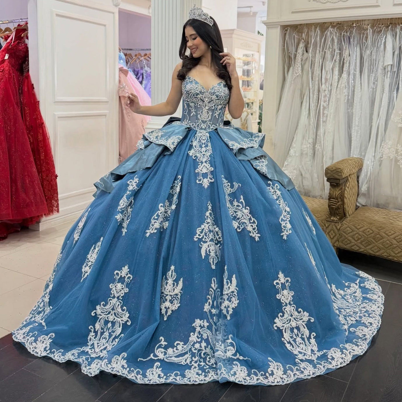 Glittery Tulle Appliqued Quinceanera Dresses V Neck Elegant Sweet 16 Party Gowns HE1401