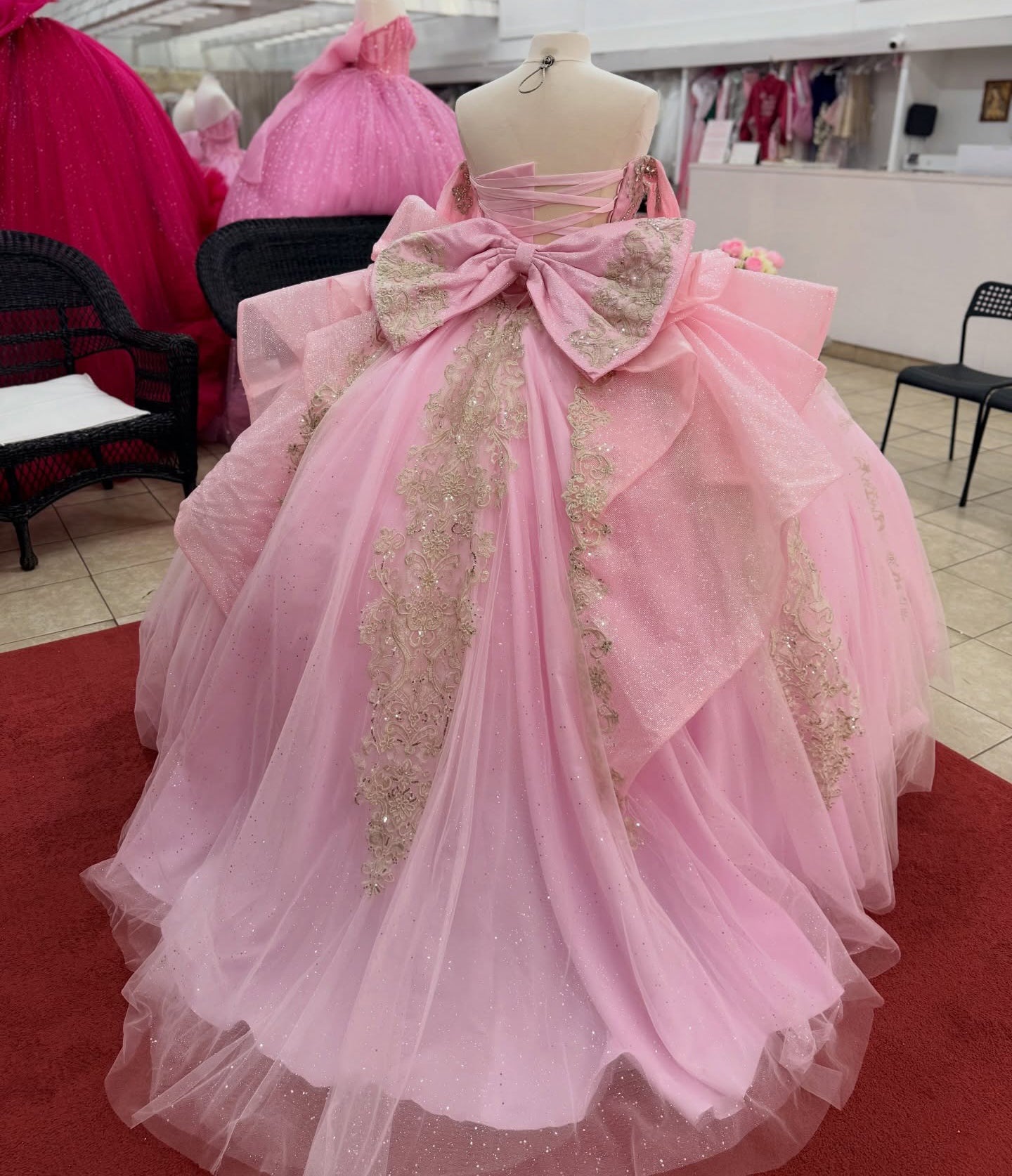 Tulle Lace Appliqued Sweet 15 Quinceanera Dresses Off Shoulder Pink Party Gowns HE1410