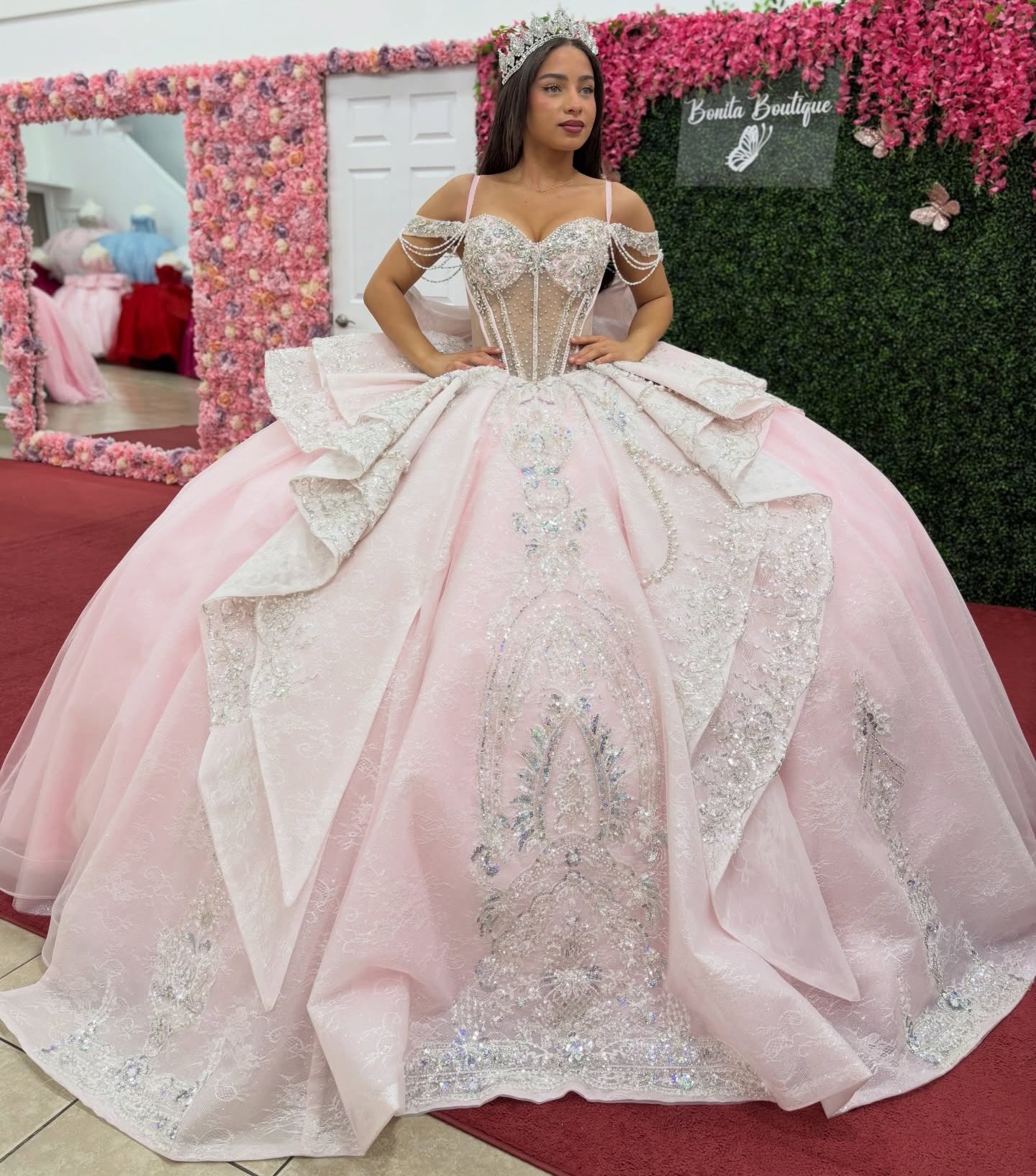 Ball Gown Off Shoulder Lace Beaded Quinceanera Dresses Sweet 15 Party Dress HE1286
