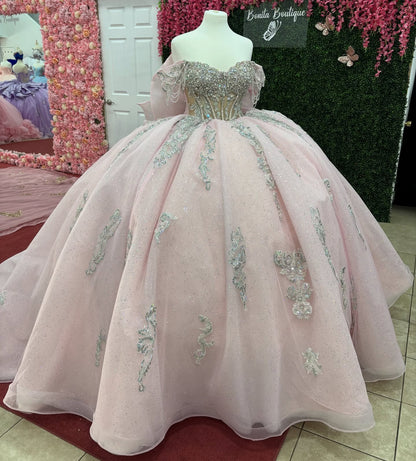 Ball Gown Tulle Crystal Beaded Pink Quinceanera Dresses Princess Sweet 16 Party Gown HE1220
