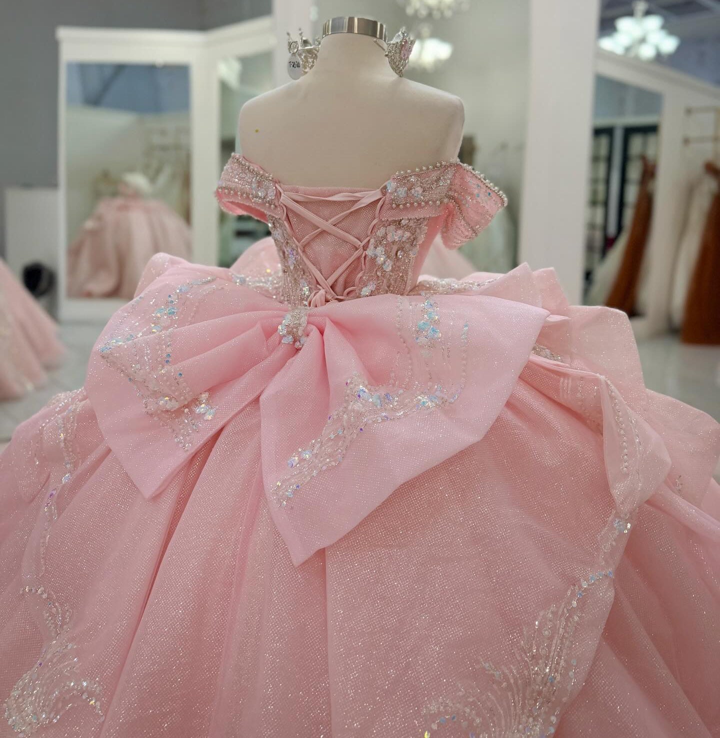 Ball Gown Luxury Crystal Beaded Quinceanera Dresses Pink Sweet 15 Birt