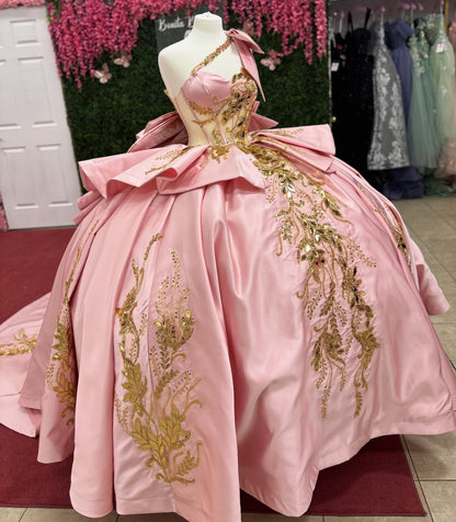 Luxury Satin Crystal Beaded Quinceanera Dresses Sweet 16 Ball Gown Party Dress HE1222