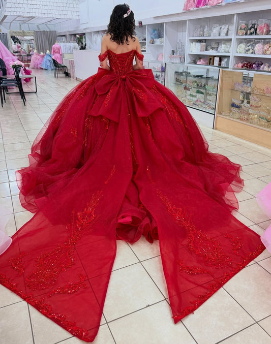 Gorgeous Tulle Lace Appliqued Red Quinceanera Dresses Sweet 15 Off Shoulder Party Gowns HE1412
