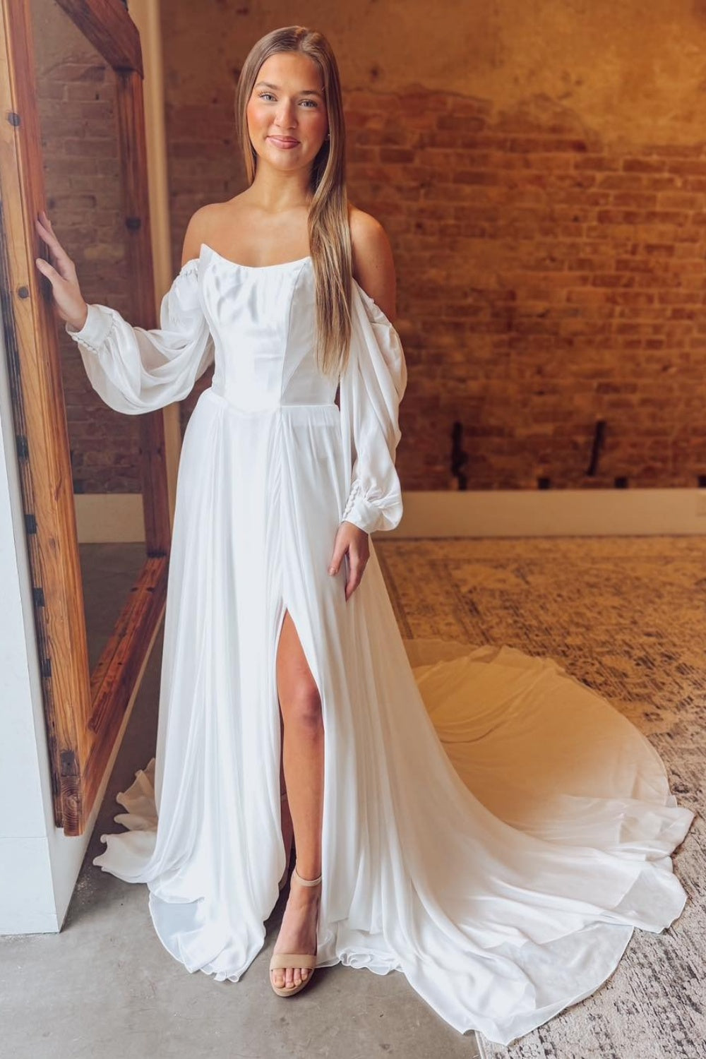 Women's A Line Chiffon Long Sleeves Wedding Dresses Boho Simple Strapless Wedding Gowns HE1237