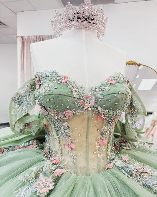Princess Tulle Appliqued Green Quinceanera Dresses Corset Beaded Photoshoot Dress HE1304