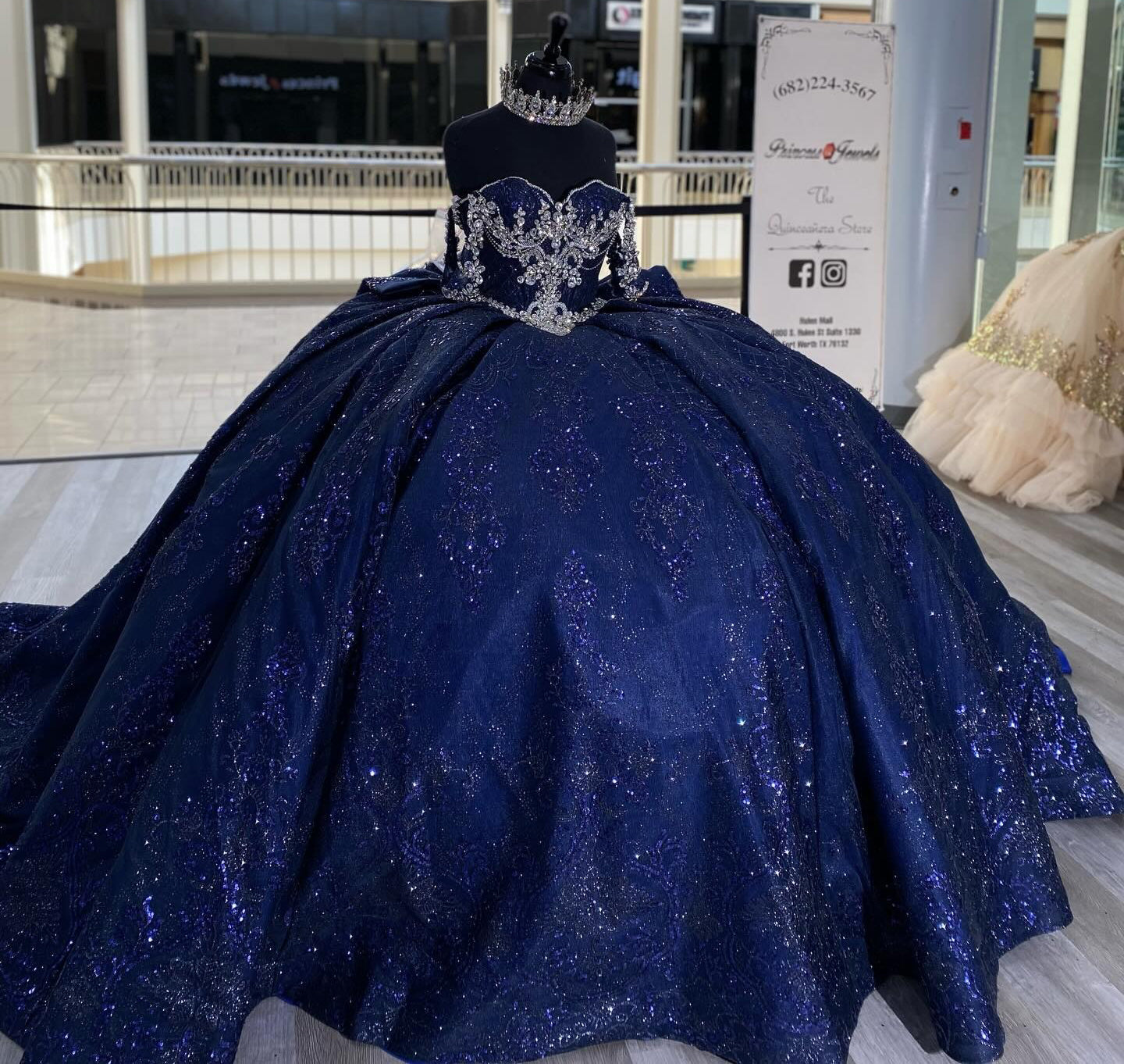 Glittery Tulle Crystal Beaded Quinceanera Dresses Ball Gown Blue Sweet 15 Birthday Gowns HE1365
