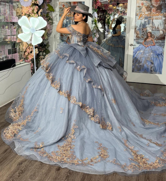Off Shoulder Lace Appliqued Sweet 15 Quinceanera Dresses Princess Birthday Party Gowns HE1358