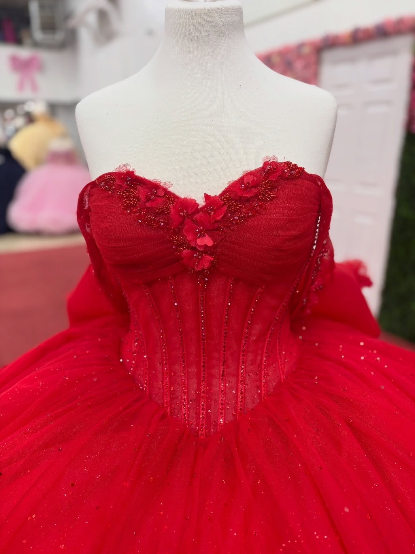 Princess Tulle Lace Appliqued Quinceanera Dresses Red Off Shoulder Party Gowns HE1359