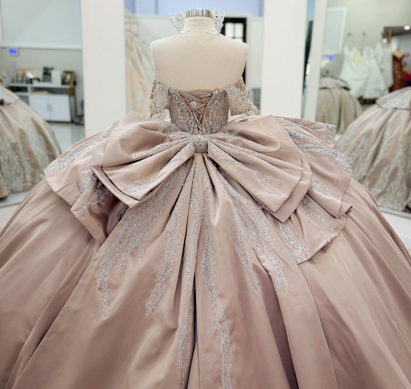 Vestidos de quinceañera con hombros descubiertos, tul princesa, apliques, vestidos de quinceañera HE530