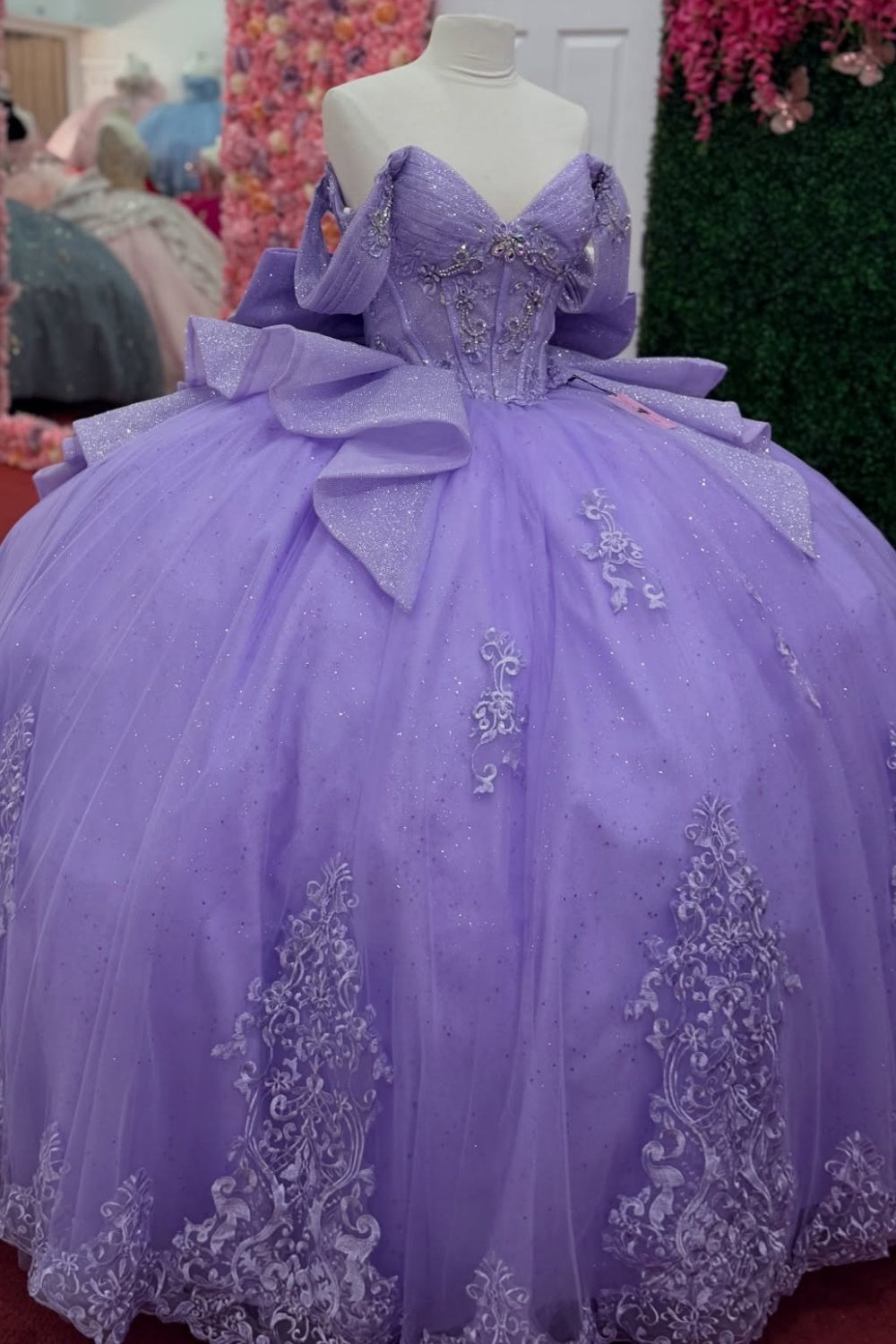 Princess Tulle Lace Appliqued Lilac Quinceanera Dresses Sweet 16 Birthday Party Gowns HE1396