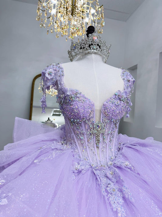 Lilac Sweet 16 Quinceanera Dresses Sweetheart Tulle Lace Appliqued Party Gowns HE1296