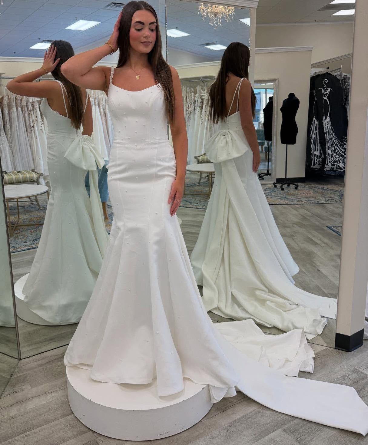 Mermaid Satin Pleated Wedding Dresses Simple Elegant Wedding Gowns for Bride HE1332