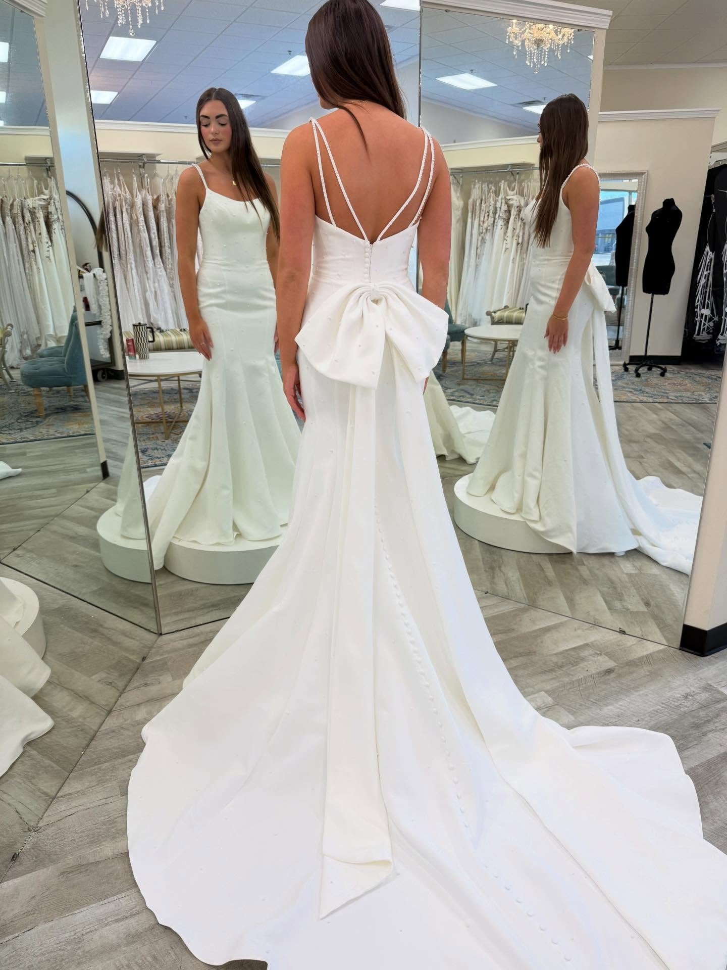 Mermaid Satin Pleated Wedding Dresses Simple Elegant Wedding Gowns for Bride HE1332