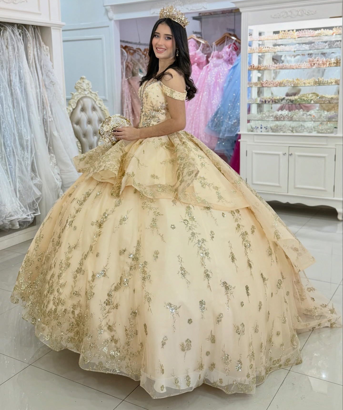 Luxury Tulle Lace Beaded Quinceanera Dresses Ball Gown Gold Sweet 15 Party Dress HE1282